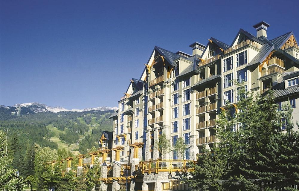 Pan Pacific Whistler Village Centre Exteriör bild