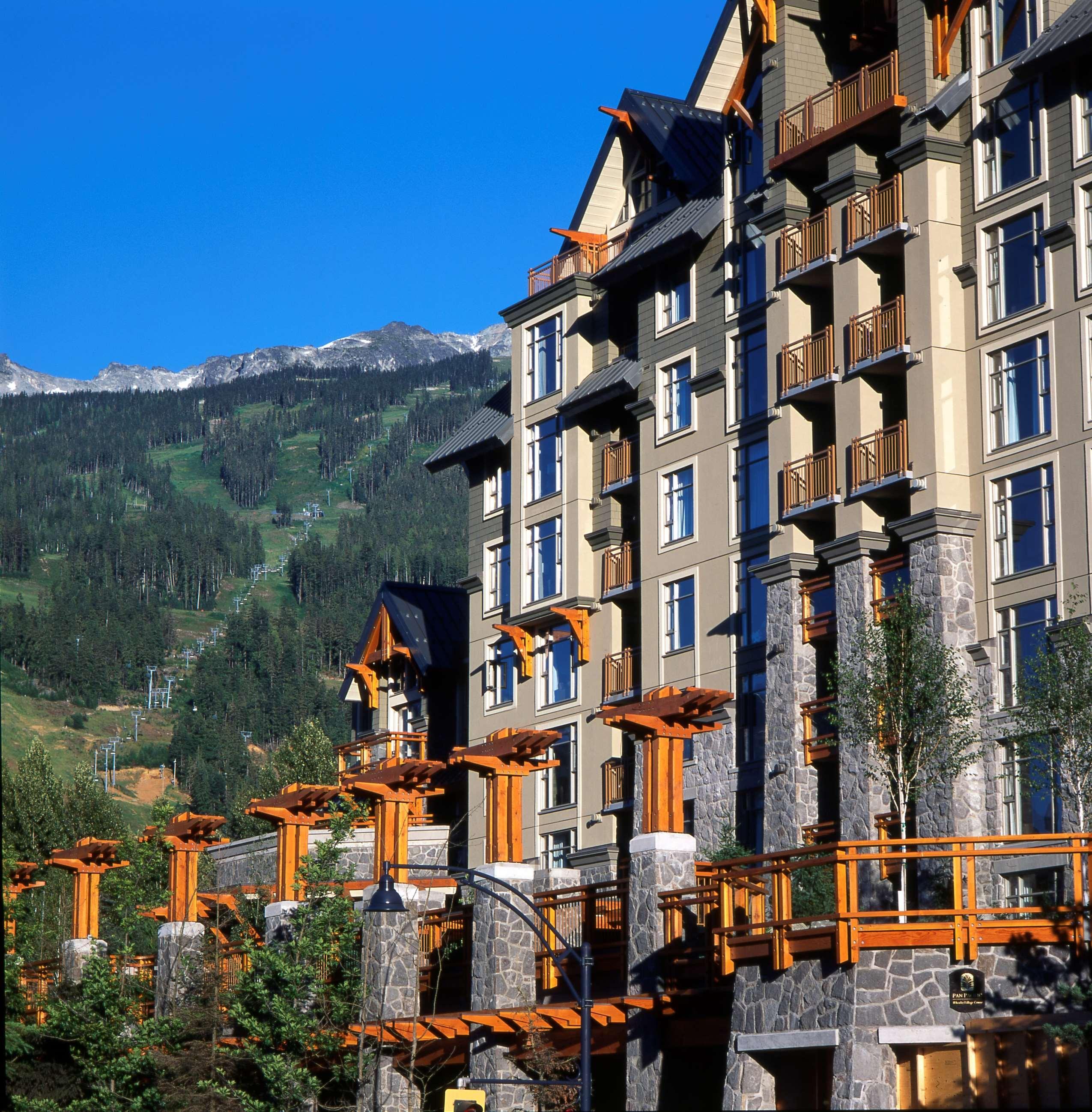 Pan Pacific Whistler Village Centre Exteriör bild